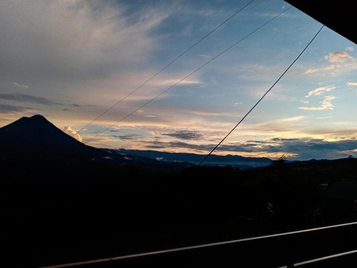 Encanto Arenal Lodge La Fortuna 外观 照片